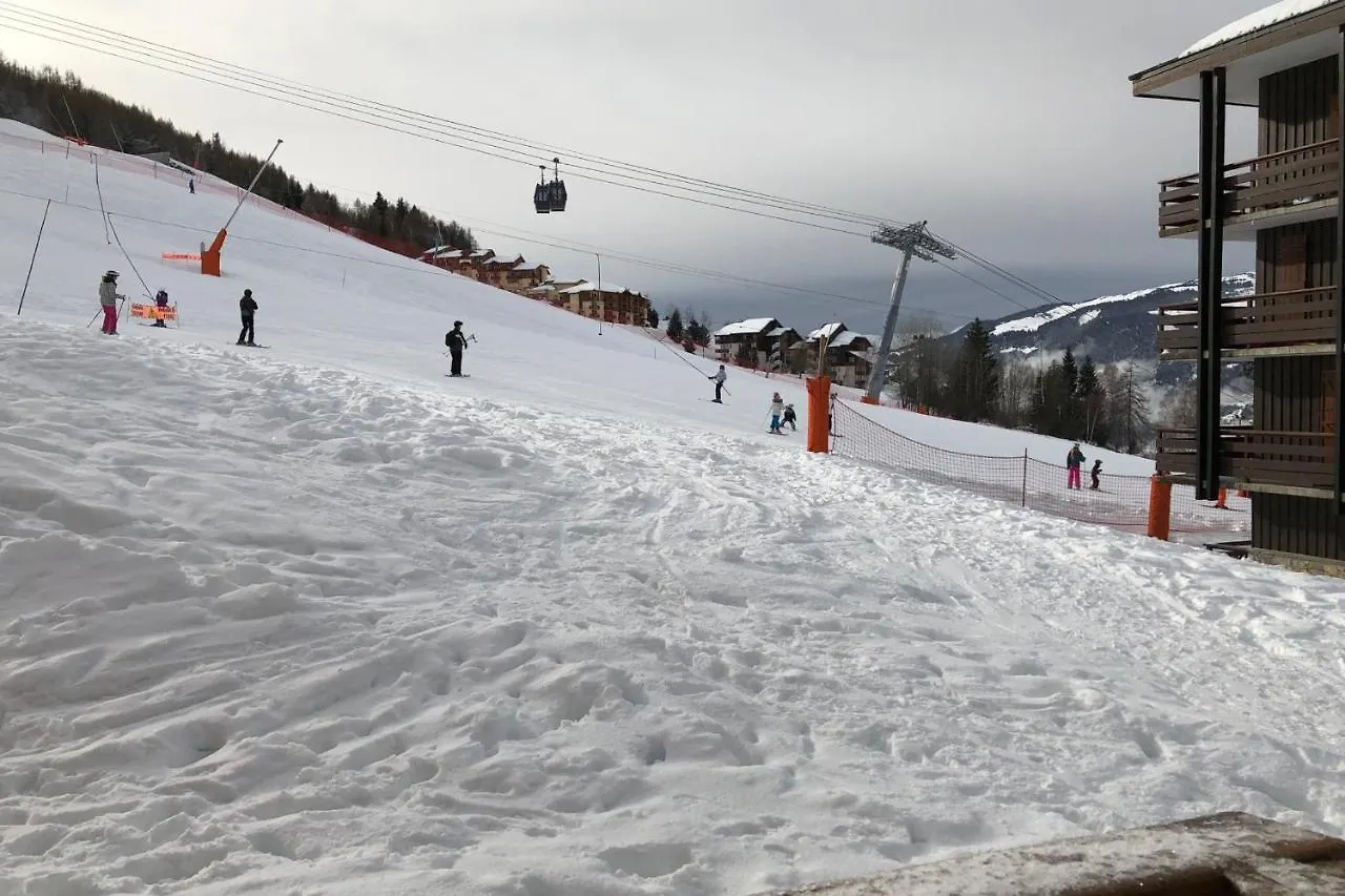 דירה לה פלאנייה Le Chalet De Montalbert 25C צרפת
